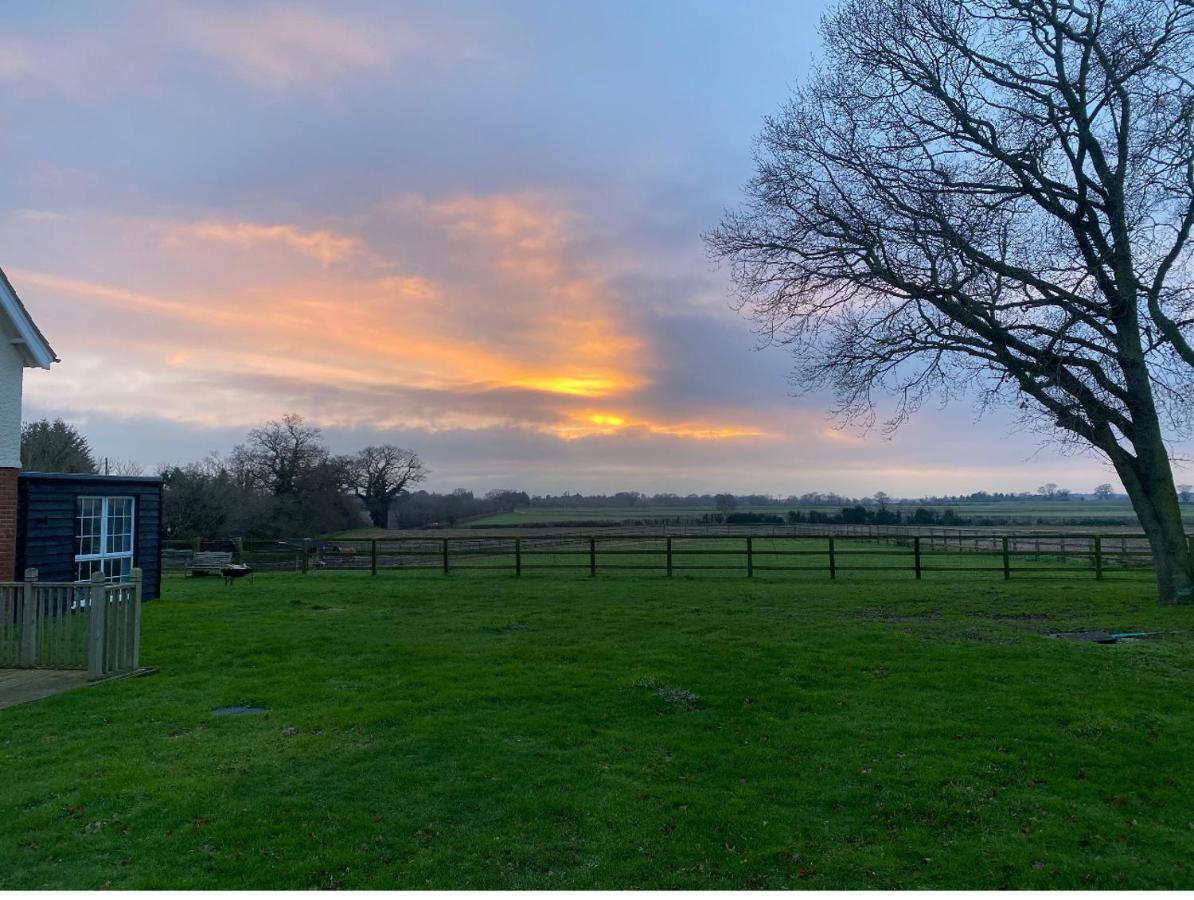 Near Woodbridge The Annexe Eyke Fantastic Views With Dog Secure Garden And Paddock Villa Eksteriør billede